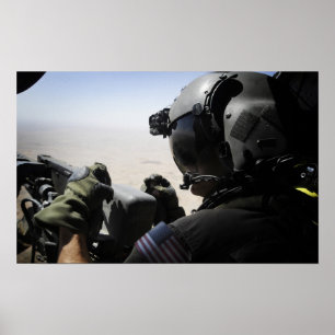 Póster Um soldado fornece a segurança