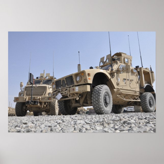 Poster Um veículo protegido contra a escova resistente às (Frente)