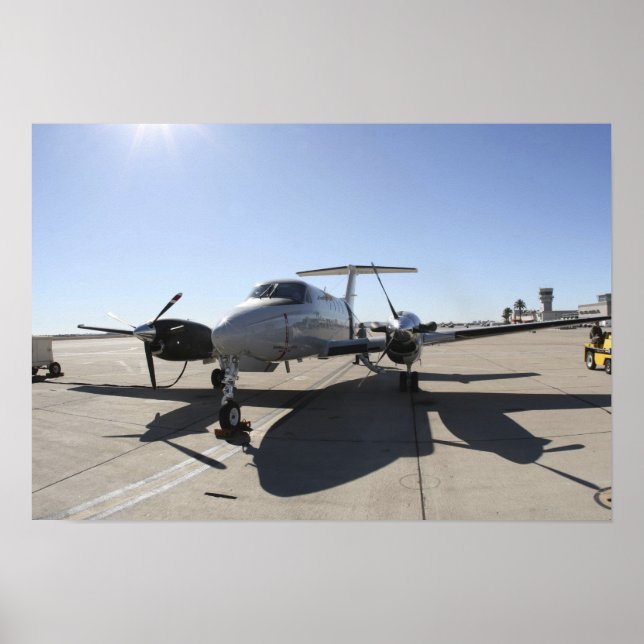 Póster Uma aeronave UC-12F King Air (Frente)