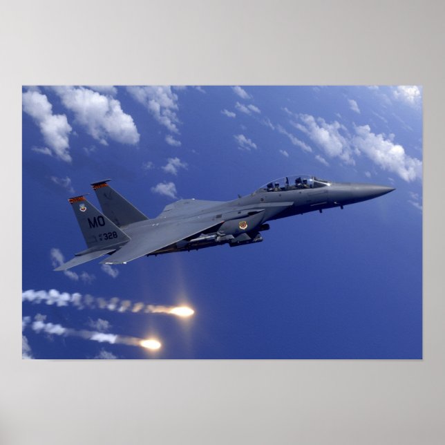 Póster Uma Águia de Greve da Força Aérea F-15E (Frente)