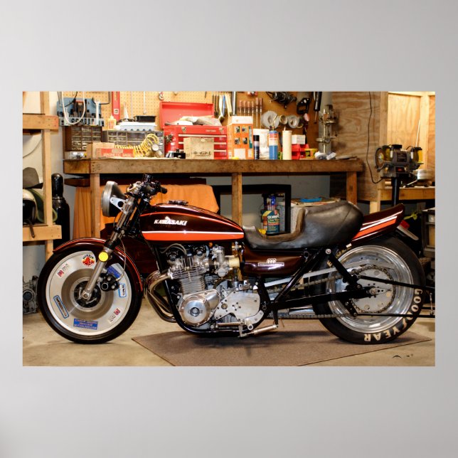 Poster Uma bicicleta de arrastar modificada Classic Kawas (Frente)