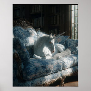 Poster Unicórnio Descansando no Sofá Floral