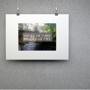 Poster Unidos dividimos nós caímos
