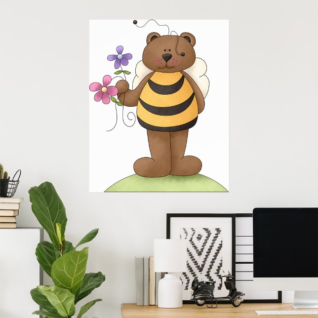 Poster Urso Vestido como Bumblebee com Flores (Criador carregado)