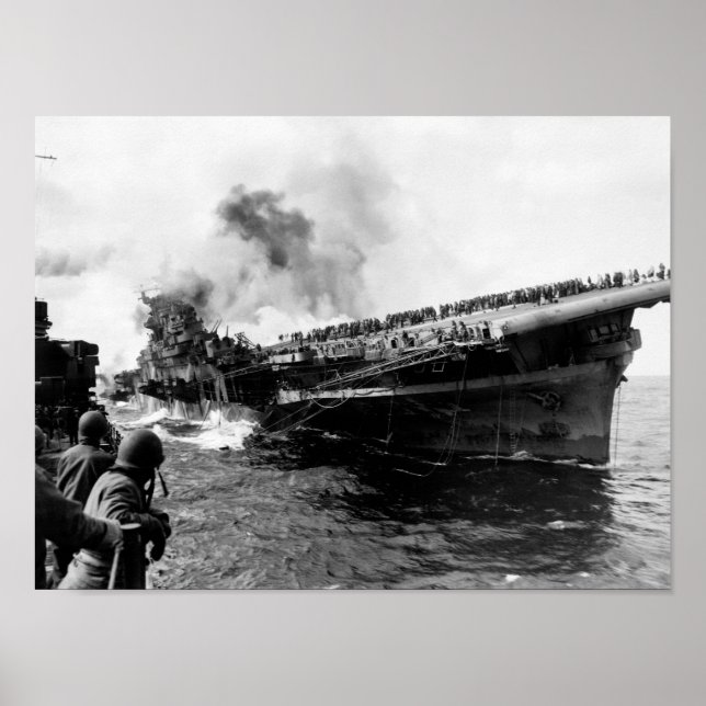 Poster USS Franklin After Attack - 1945 (Frente)