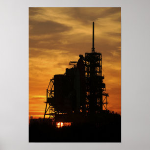 Poster Vaivém espacial Atlantis na plataforma de