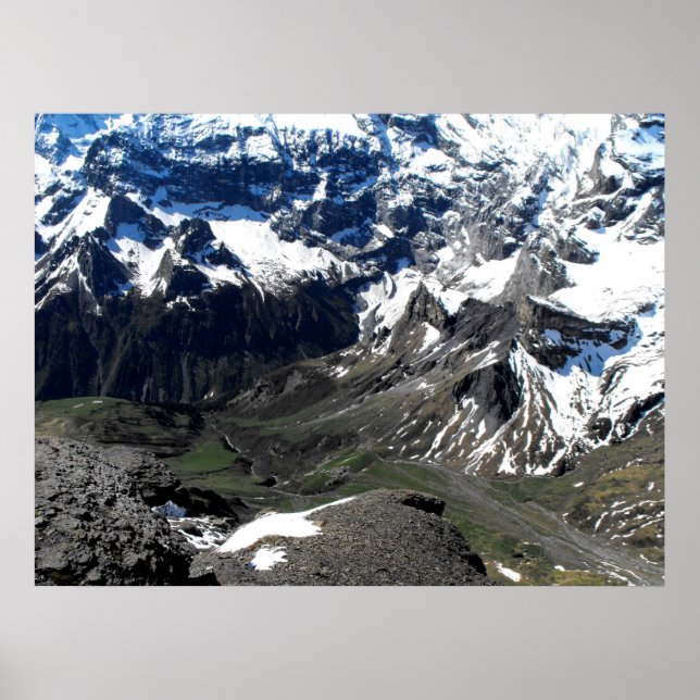 Poster Vale perto da montanha Schilthorn (Frente)