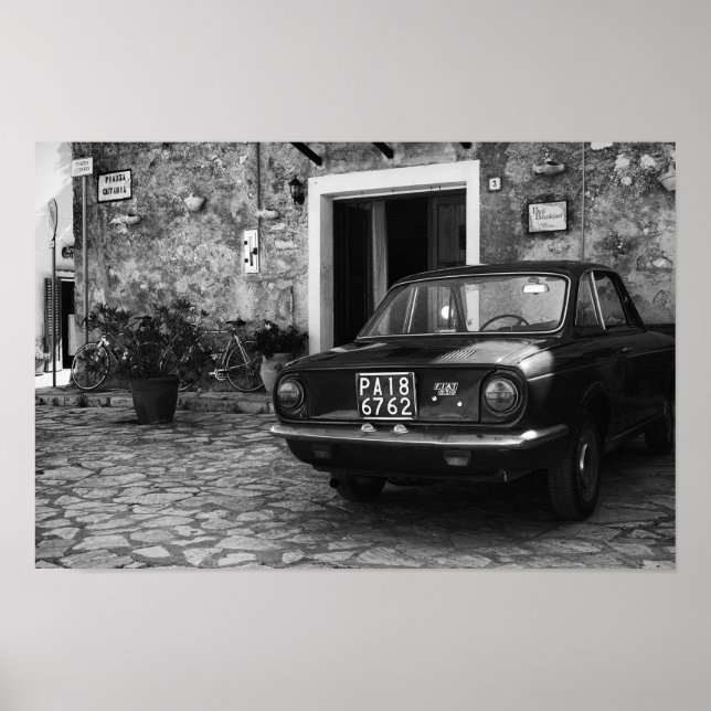 Poster Veículo Vintage FIAT em Itália, em monocromo (Frente)
