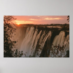 Poster Victoria Falls with sun on horizon, Victoria
