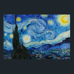 Poster Vincent Van Gogh's The Starry Night (1889)<br><div class="desc">A Noite Estrelada (1889) de Vincent van Gogh é uma das pinturas mais icônicas e celebradas da arte ocidental. Criada durante sua estadia no asilo Santo-Paul-de-Mausole em Santo-Rémy-de-Provence, França, esta obra-prima captura um céu noturno cheio de nuvens giratórias, estrelas brilhantes e uma lua crescente brilhante. A pintura mede 73, 7...</div>