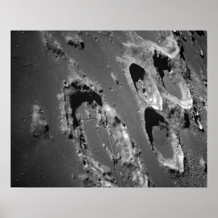 Póster Vista da superfície lunar retirada da Apolo 8