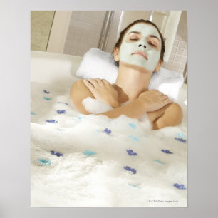 Poster Vista de ângulo alto de uma jovem mulher vestindo 