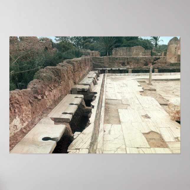 Póster Vista de um lavatório comunitário (Frente)