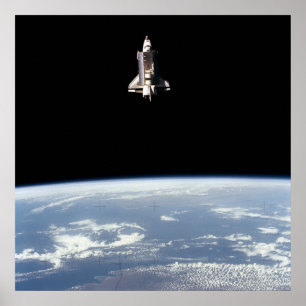 Poster Vista do desafiador do vaivém espacial acima da