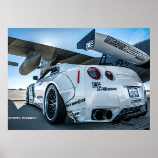 Póster Widebody Nissan GT-R Libertywalk R35 com avião