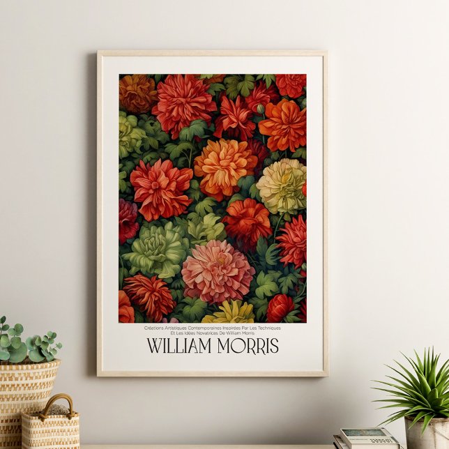 Poster William Morris Antique Padrão Floral (William Morris Antique Floral Pattern Poster in a boho neutral living room with green plants.)