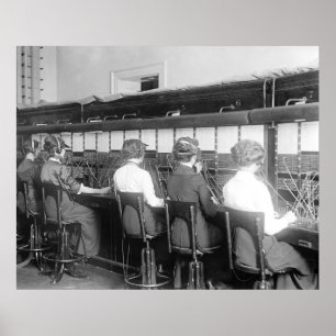 Póster Wires Crossed: 1914