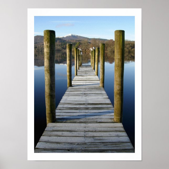 Poster Wooden Boat Landing on Derwentwater  (Frente)
