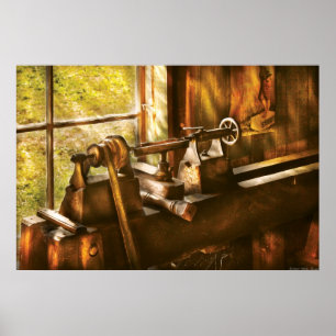 Póster Woodworker - um torno velho