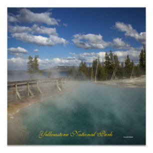 Póster Yellowstone Lake Thumb Geyser Poster