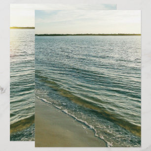 Praia no papel de scrapbook do Vazio de fundo sola