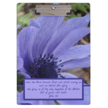 Prancheta da anêmona da papoila do fim-acima de