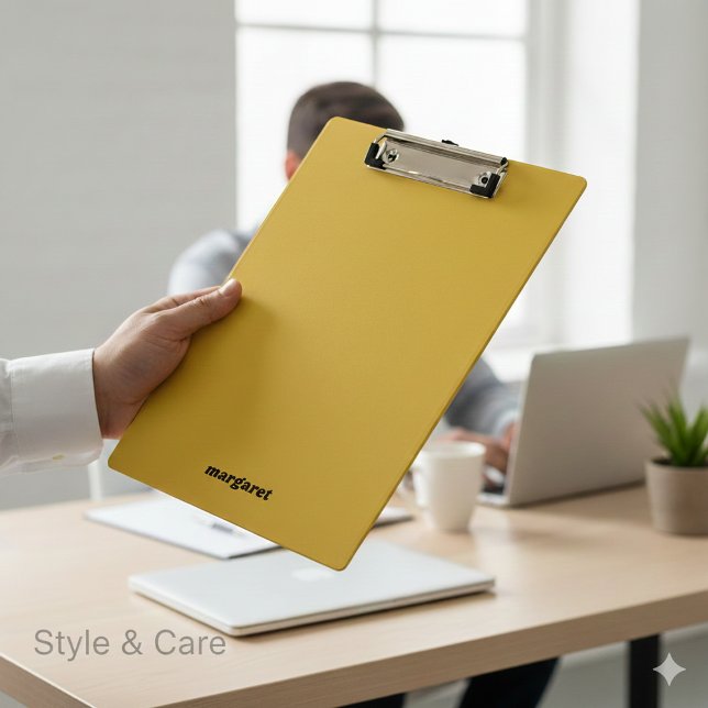 Prancheta de Ouro Metálico com o Seu Nome Exibido (Metallic Gold Clipboard with Your Name Displayed)