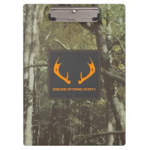 Camuflagem Orange Deer Antlers ao ar livre