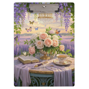 Pranchetas Cena sonhadora e desfocada de um floral luxuoso