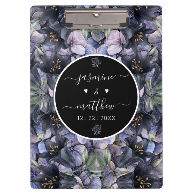Pranchetas Moody Black Floral Classic Couple Names Wedding (Frente)