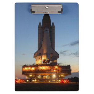 Pranchetas NASA do lançamento da descoberta do vaivém
