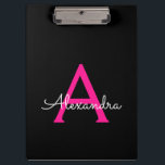 Pranchetas Nome de monograma feminino com letra preta e rosa<br><div class="desc">Prancheta de planejamento de nome de monograma preto e rosa quente. Este é o presente perfeito para o aniversário de 16 anos,  casamento,  chá de panela,  aniversário de casamento,  chá de bebê ou despedida de solteira para alguém que ama luxo glamoroso e estilos chiques.</div>