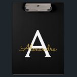 Pranchetas Ouro Preto Moderno Nome Monograma Feminino Roteiro<br><div class="desc">Prancheta de Planejamento de Nome Monograma Preto e Dourado. Isso faz o presente perfeito de aniversário de 16 anos,  casamento,  chá de noiva,  aniversário de casamento,  chá de bebê ou festa de despedida de solteira para alguém que ama luxo glamoroso e estilos chiques.</div>