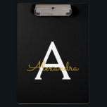 Pranchetas Ouro Preto Moderno Nome Monograma Menina Rótulo<br><div class="desc">Prancheta de planejamento de nome monograma preto e dourado. Isso torna o presente perfeito de aniversário de 16 anos,  casamento,  chá de noiva,  aniversário,  chá de bebê ou despedida de solteira para alguém que ama luxo glamoroso e estilos chiques.</div>