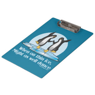 Pranchetas Quando no design engraçado dos pinguins finos do