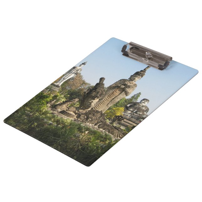 Pranchetas Sala Keo Kou, Nong Khai, Tailândia (Inclinado)