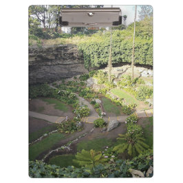 Pranchetas Santuário Oculto de Umpherston Sinkhole