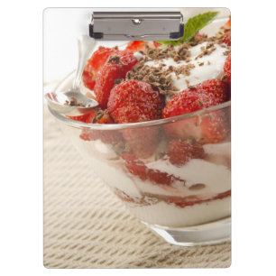Pranchetas Sobremesa da morango com Yogurt fresco
