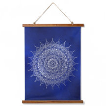 Prata elegante no Floral Azul Profundo Henna Manda