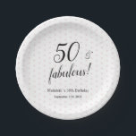 Prato De Papel 50 e Fabuloso Black 50th Birthday, cor-de-rosa<br><div class="desc">Tendy Elegant 50 e fabulosa placa de papel de Festa de aniversário Típica Script Pink Black Dts Modern 50th. Comemore seu quinquagésimo aniversário em estilo,  com este elegante e único convite de 50 anos.</div>