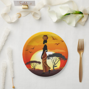 Prato De Papel A linda mulher africana Silhouette sobre os sóis a