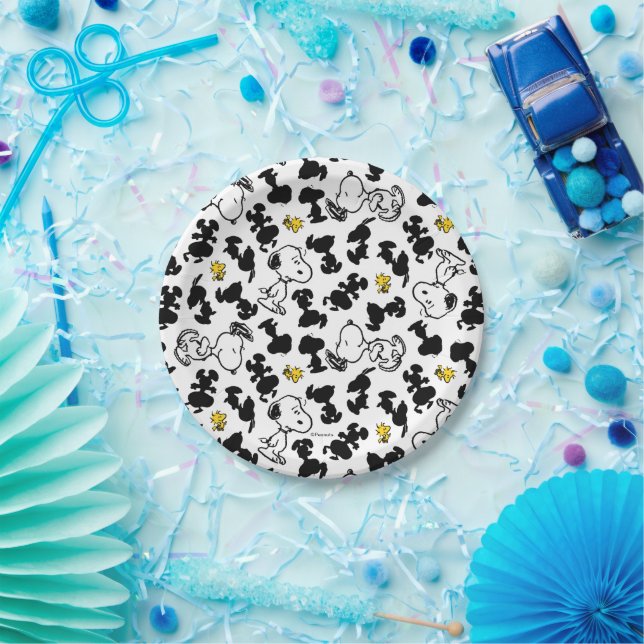 Prato De Papel Amendoins | Padrão de sombra de espinheiros e de m (Festa)