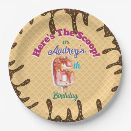 Prato De Papel Aqui está o Convite para Cones de Waffle Scoop