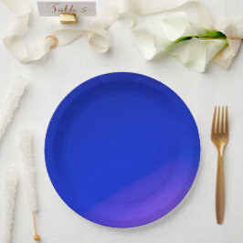 Prato de papel azul com um gradiente sutil de azul