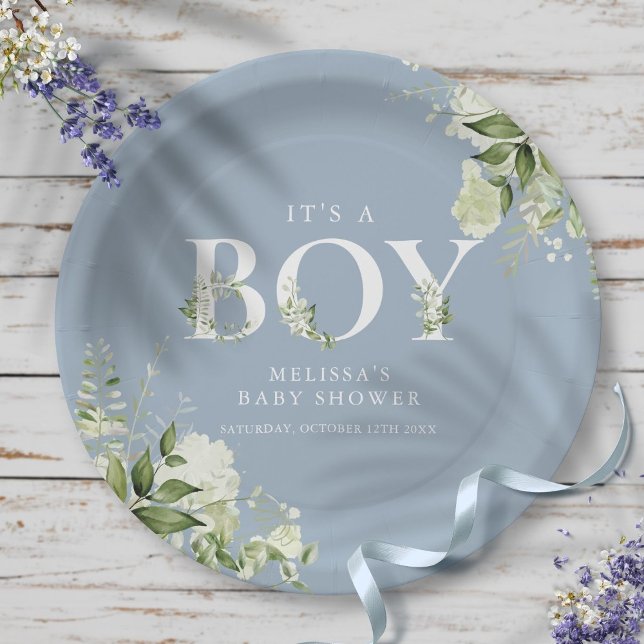 Prato De Papel Azul Empoeirado É Um Menino Vegetação Carta Chás d (Dusty Blue Its A Boy Greenery Letter Baby Shower Paper Plates)