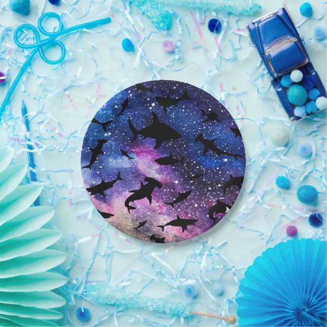 Prato De Papel Baleia de tubarão-sombra no espaço galáxico gradie (Festa)