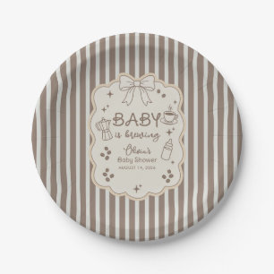 Prato De Papel Bebê está Preparando Latte Babyccino Café Chá de B
