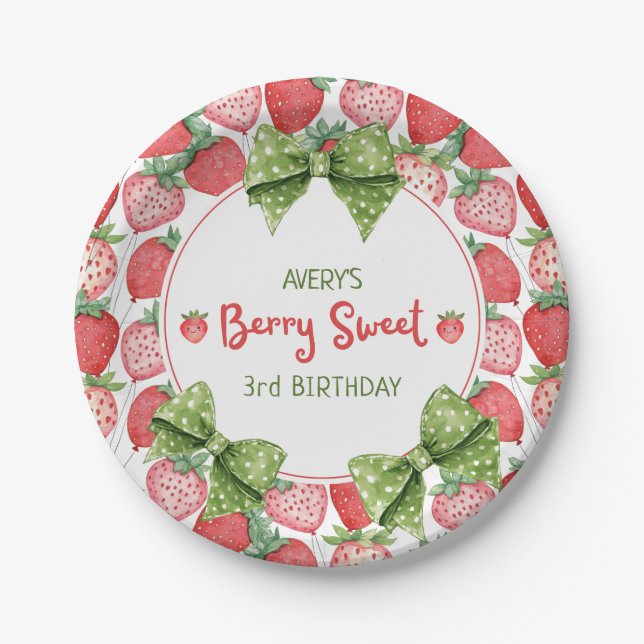 Prato De Papel Berry Sweet 3rd Birthday Strawberry Party  (Frente)
