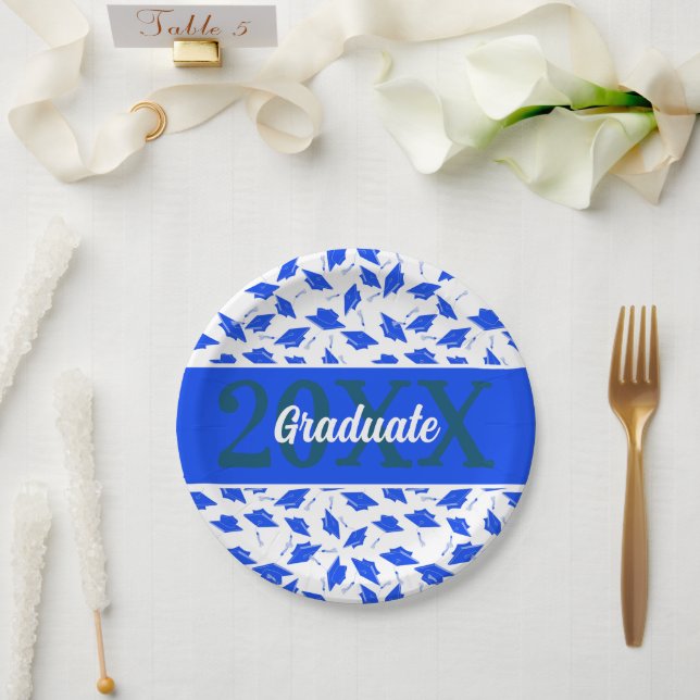 Prato De Papel Bonés de formatura azuis e brancos colocados no ar (Casamento)