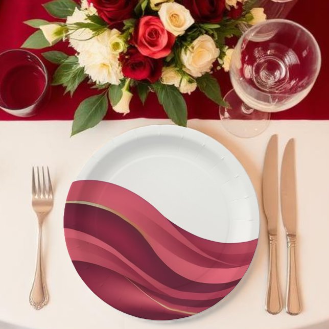 Prato De Papel Borgonha (Burgundy and Ivory Paper Plates)